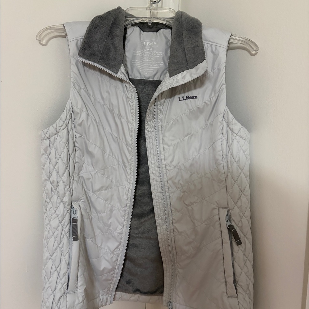 L.L. Bean Gray Women's Fleece-Lined PrimaLoft Vest